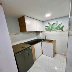 DUPLEX BAN CÔNG / CỬA SỔ FULL NỘI THẤT ĐỐI DIỆN EMART