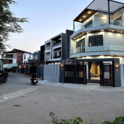 CHO THUÊ NHÀ SIÊU PHẨM 3 MẶT TIỀN PHÚ HÒA GIÁ TỐT