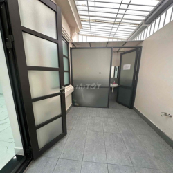 Cho thuê mặt bằng tầng trệt nhà có hầm Cityland Park Hill Gò Vấp