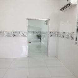 Thuê nhà mặt tiền mới xây đường Sư Vạn Hạnh, Rạch Giá
