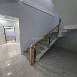 cho thuê nhà 4x20m 1 lầu 3PN Y HÌNH HXT  NGAY TRƯỜNG LÊ LAI TÂY THẠNH