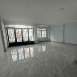 Biệt thự đường Sư Vạn Hạnh Q10 cho thuê nguyên căn (7,2 x 17m) giá tot