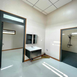 Cho Thuê Nhà Mới Xây Nguyễn Phúc Chu