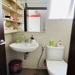 Cho thuê căn hộ Ruby , 12tr , 3pn2wc , 80m, full NT , ở liền