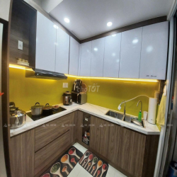 Cho thuê căn hộ Ruby , 12tr , 3pn2wc , 80m, full NT , ở liền