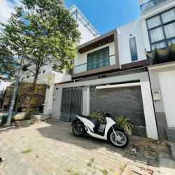 🌻C.G - CHO THUÊ NHÀ TRỆT LẦU ĐƯỜNG SỐ 1 KDC NAM LONG