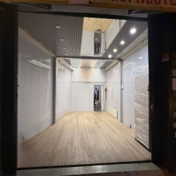Mặt Tiền Nguyễn Văn Nghi 50m2 Riêng Biệt Gần NGã 5 Quang Trung 15Tr