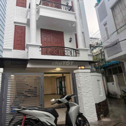 Cho thuê căn góc Tăng Bạc Hổ 1tr2l chỉ 22tr/tháng