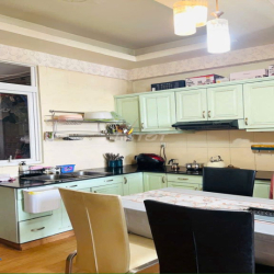 Cho thuê căn Hộ Thuận Việt Quận 11, Dt : 77 m2, 2PN, 12 tr/th 