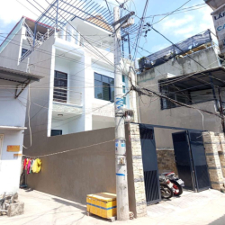 Nhà nguyên căn hẻm xe hơi Nguyễn Văn Quá