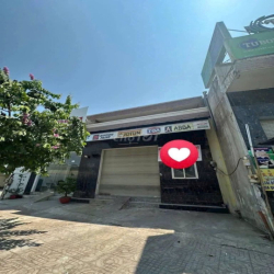 Cho Thuê MT Lê trọng Tấn ngay khúc cầu bưng : 8 x 14 m đúc  lửng dài 