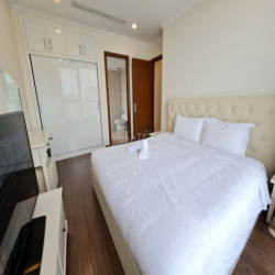 TÔI CẦN CHO THUÊ 2PN VINHOMES CENTRAL PARK NT CAO CẤP - LANDMARK 81
