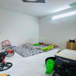 Nhà Nguyên Căn Mặt Tiền Kinh Doanh/ 4x12/2 tầng/ Đ. Lê Quyên Gần Chợ