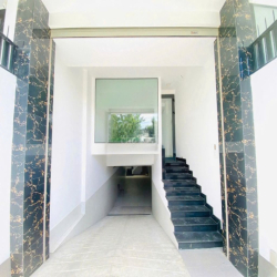 HÀNG HIẾM SÂN BAY- 39A Cửu Long, 5x20, 500m2, Hầm, Thang Máy, PCCC