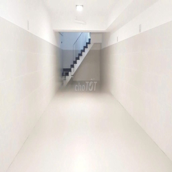 HÀNG HIẾM SÂN BAY- 39A Cửu Long, 5x20, 500m2, Hầm, Thang Máy, PCCC