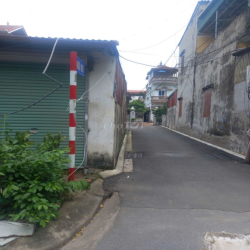Cho thuê nhà khu B – Viện rau Trâu Quỳ.