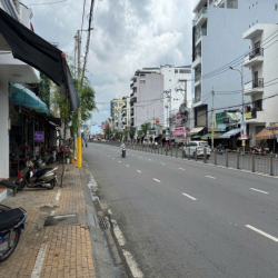 Chợ Nguyễn Xí ! Mặt Tiền Chợ Nguyễn Xí Ngang 4x22m Gần Phạm Văn Đồng
