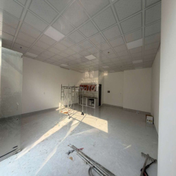 Chính chủ cho thuê nguyên căn ngay shophouse mặt đất tiện ở kinh danh