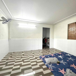 Biệt Thự Sân Vườn HXT(5x17m nở Hậu 6m) Nguyễn Oanh 14tr