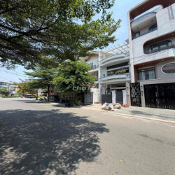 CHO THUÊ NHÀ TO_HẺM THÔNG 12m_4 TẦNG 5X20_Đ.PHẠM HUY THÔNG_VỊ TRÍ ĐẸP