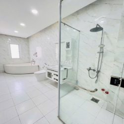 NHÀ NT CƠ BẢN - 3 TẦNG VIEW CÔNG VIÊN - MELOSA KHANG ĐIỀN Q9 - 4PN 4WC