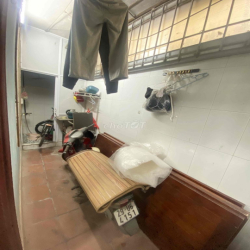 Chính Chủ cho thuê nhà 6Tầng 6 ngủ. 40m2. 12triệu   Hồng Hà. Hoàn Kiếm