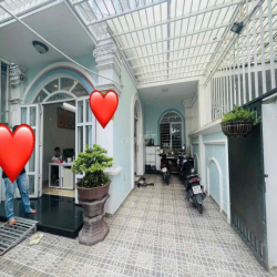 Cho Thuê Nguyên Căn Biệt Thự  8x15m 1Trệt 1Lầu 3Pn 3Wc Sân Ôtô Hẻm Tải