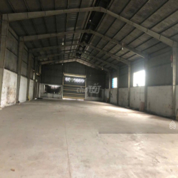 Cho thuê kho xưởng 1000m2, văn phòng 500m2, MT Quốc lộ 1A, Bến Lức