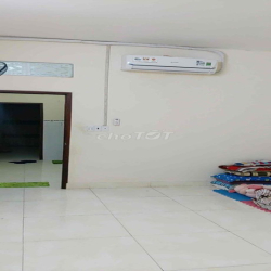 Phòng cho thuê 16m2 QL50 ( qua cầu ông Thìn 1.5km )
