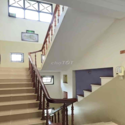 CHO THUÊ NHÀ 4 LẦU GÓC 2 MẶT TIỀN KINH DOANH LÝ THƯỜNG KIỆT 10,8x14,8M