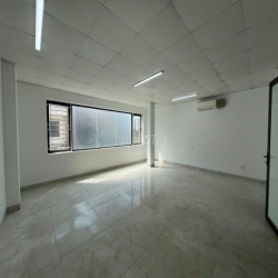 Cho thuê văn phòng Vạn Phúc- Sim Co Sông Đà, 85 m2/tầng 2 phòng lô góc