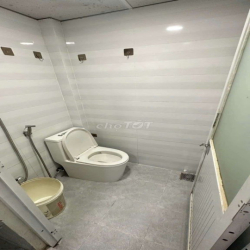 Cho thuê nhà đường Âu Dương Lân P3.Q8 DT.4×5 } 1 Lầu 1 Phòng 1 toilet
