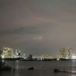 Cho thuê lâu dài đất xã Phú Hữu. 9000m2. Có 300m2 thổ cư. Mặt sông100m