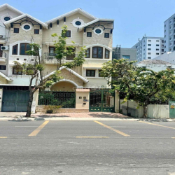 BIỆT THỰ 6PN CÓ THANG MÁY - PHÚ THUẬN - Q7
