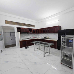 CHO THUÊ NHÀ ĐƯỜNG KHUÔNG VIỆT GẦN ĐẦM SEN [4.5k x 20m] 2 LẦU - 4PN