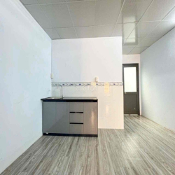 💰CĂN HỘ có NỘI THẤT CƠ BẢN đang trống 30m2 ở Bình Trị Đông