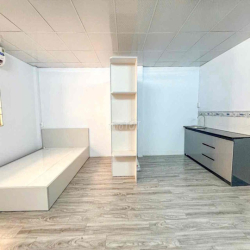 💰CĂN HỘ có NỘI THẤT CƠ BẢN đang trống 30m2 ở Bình Trị Đông