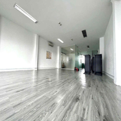 Cho thuê văn phòng 70 - 80m2 tại 219 Khánh Hội Quận 4 giá chỉ 16 triệu