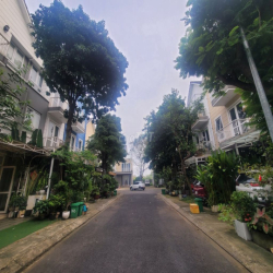 Cho thuê nhà KDC ParkRiverside gần vòng xoay Liên Phường 5x15m 3L4PN