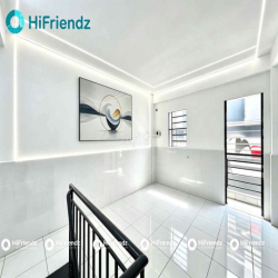 Phòng Mới 1 trệt 1 lầu có Ban Công  ngay Bùi Quang Là vs  Phan Huy ich