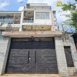 Cho thuê nhà phố cạnh Thái Ly - Thảo Điền Q2 (4,2x21m). Giá 45tr/th