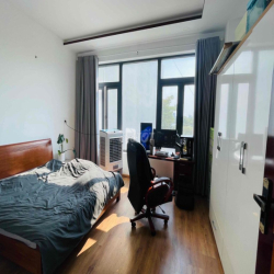 🔥 CHO THUÊ NHÀ 4 TẦNG ĐẸP –NGUYỄN TƯ GIẢN - CẠNH CĂN HỘ PANOMA 🔥