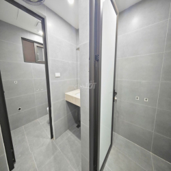 Cho thuê văn phòng Nguyễn Văn Tuyết 110m2 chỉ 17tr lô góc ngay mặt phố