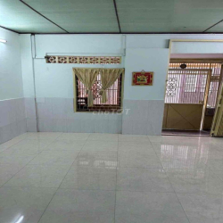 Nguyên căn cho thuê đường Nguyễn Trọng Tuyển Tân Bình.