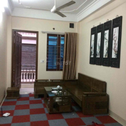 Cho thuê nhà riêng diện tích 60m2, 4,5 tầng, ô tô đỗ của.