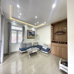 CHO THUÊ NHÀ Ở KINH DOANH SÂN VƯỜN 1000m2 PHÍA BẮC NHA TRANG