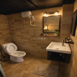 thuê phòng Duplex có thang máy Quận 1 gần Chợ Thái Bình