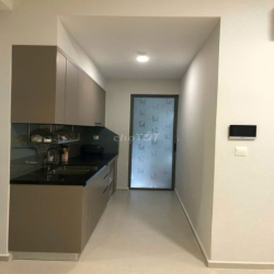 Cho thuê Căn 2PN Có sân vườn; View Hồ bơi; Gía thuê chỉ 9 triệu.