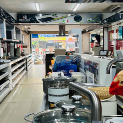 Chính chủ cho thuê mặt bằng mặt tiền 580 đường phan văn Trị, p7