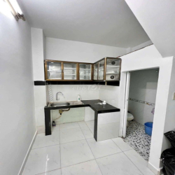 cho thuê nhà lê văn sỹ.p14.quận 3